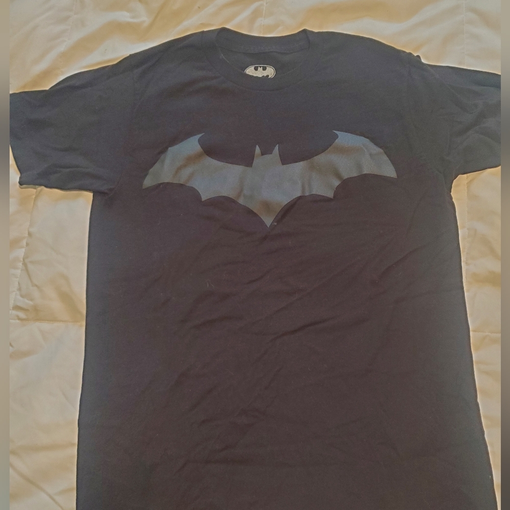 Batman short sleeve Small Tshirt